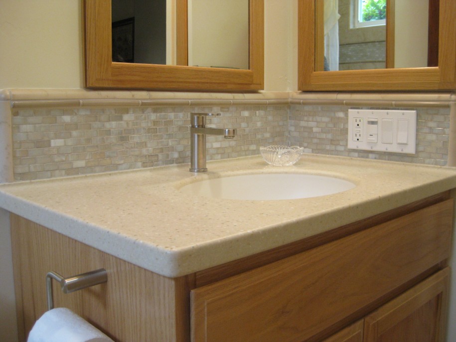 glass tile bathroom sink backsplash